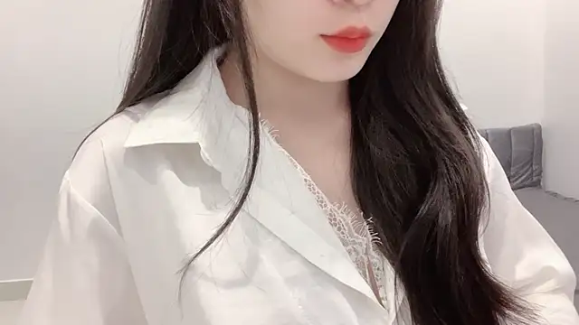 Snapshot of ___Lily___ chatting on 05/01/26, 03:38 Lily online show from 05/01/26, 03:38