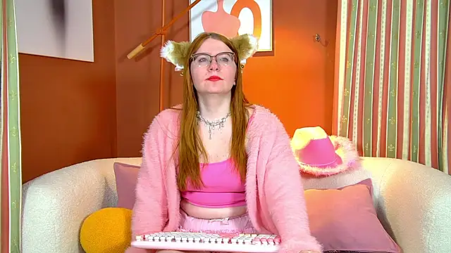 AliceAllisons online show from 09/26/25, 06:34