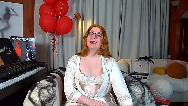 AliceAllisons online show from 10/24/25, 06:37