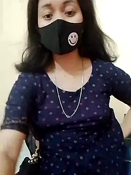 Sweet Bindika07 online show from 10/15/25, 03:23