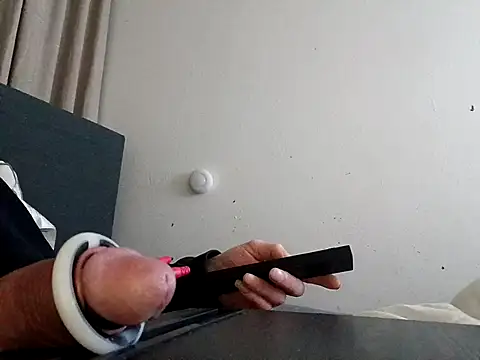 handsome8inchh online show from 03/02/26, 12:35