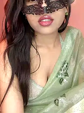 KARISHMA-STRIP online show from 11/04/25, 07:35