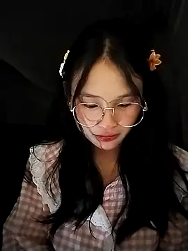 saronla 03 online show from 09/19/25, 03:24