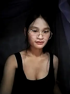 saronla 03 online show from 11/10/25, 04:17