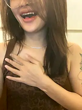   BabyShowPublic   online show from 10/30/25, 11:11