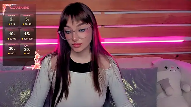 Emily Tylerr online show from 10/02/25, 07:59