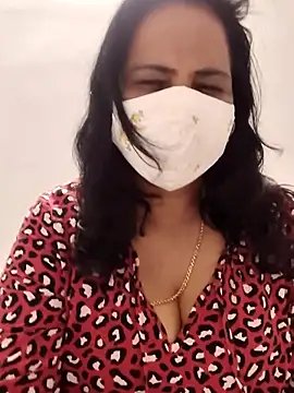 mallu-lover online show from 12/20/25, 05:09