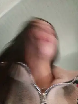 CharlotteSex  online show from 07/04/26, 10:49
