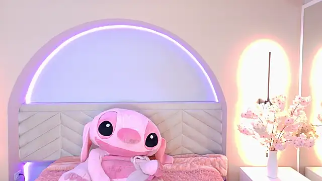 amy miller1 online show from 04/24/26, 08:11