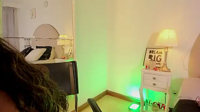 barbara twerk online show from 03/25/26, 11:00