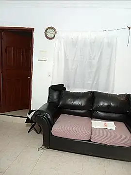 Snapshot of SaraMilf69 chatting on 01/05/26, 07:50 SaraMilf69 online show from 01/05/26, 07:50