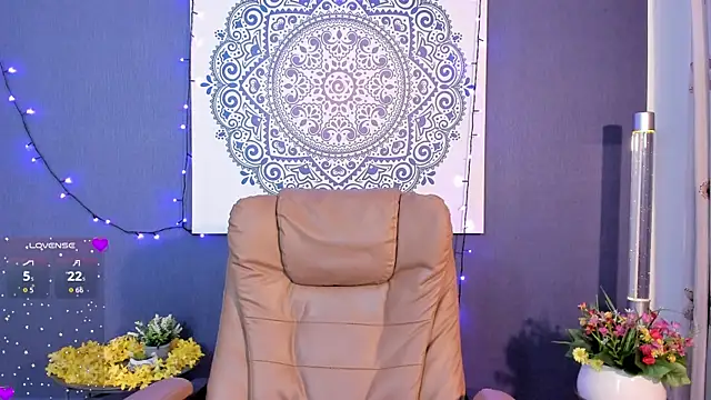 Snapshot of Nova_allen chatting on 09/11/25, 11:27 Nova allen online show from 09/11/25, 11:27