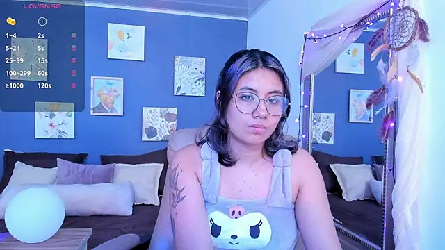 Snapshot of Nova_allen chatting on 10/03/25, 10:40 Nova allen online show from 10/03/25, 10:40