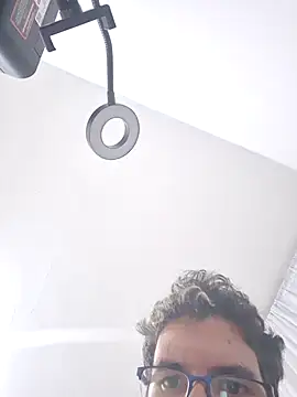 Snapshot of HotZiam chatting on 01/12/26, 03:12 HotZiam online show from 01/12/26, 03:12