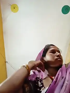 Snapshot of Sonam_pandeyji chatting on 06/28/26, 04:02 Sonam pandeyji online show from 06/28/26, 04:02