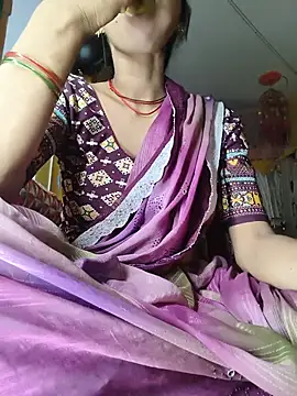 Snapshot of Sonam_pandeyji chatting on 07/05/26, 05:09 Sonam pandeyji online show from 07/05/26, 05:09