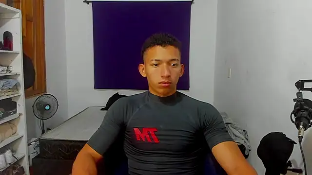 JuanchiT66 online show from 10/01/25, 04:51