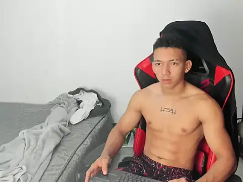 JuanchiT66 online show from 02/05/26, 04:28