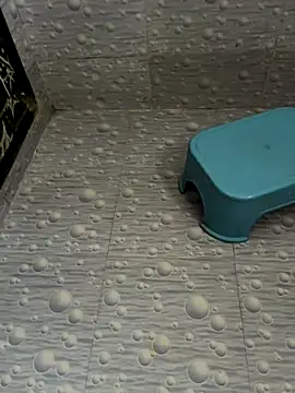 Snapshot of NoddingScorpion chatting on 10/08/25, 04:10 NoddingScorpion online show from 10/08/25, 04:10