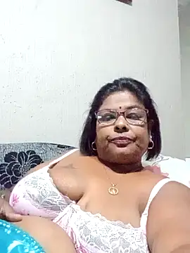 mileesha online show from 12/13/25, 07:53