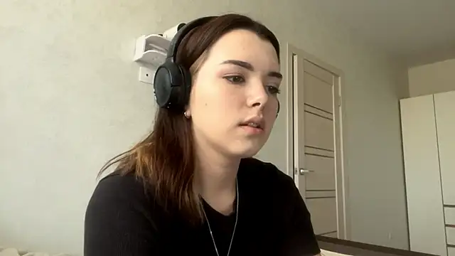Snapshot of PUP_PUP_Sea chatting on 09/09/25, 02:05 PUP PUP Sea online show from 09/09/25, 02:05