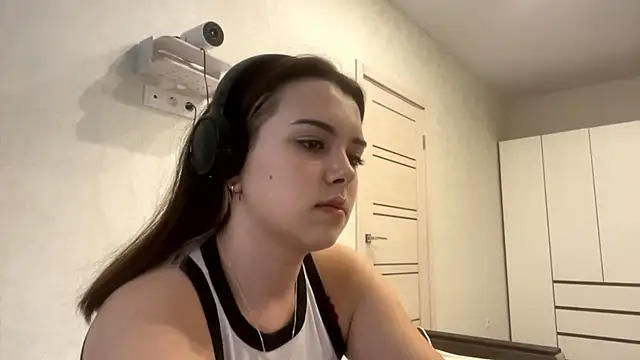 Snapshot of PUP_PUP_Sea chatting on 09/11/25, 02:06 PUP PUP Sea online show from 09/11/25, 02:06