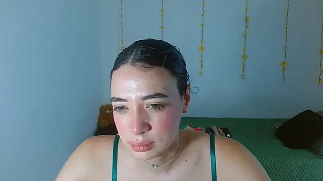 sajecrismaa online show from 12/21/25, 02:35