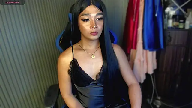 Snapshot of TrinityFucksYou chatting on 07/10/26, 01:25 TrinityFucksYou online show from 07/10/26, 01:25