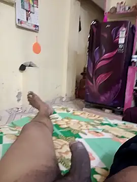 Tamilpayan09876 online show from 04/08/26, 02:39