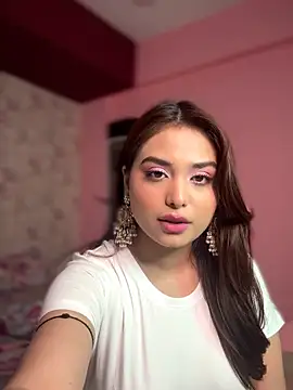 Snapshot of chloiedecker chatting on 04/08/26, 07:36 chloiedecker online show from 04/08/26, 07:36