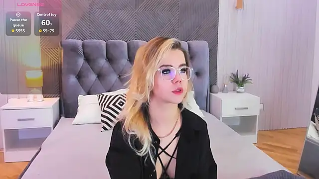 PrincessSlay online show from 10/14/25, 05:19