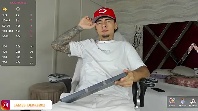 JamesDeker online show from 09/27/25, 08:47