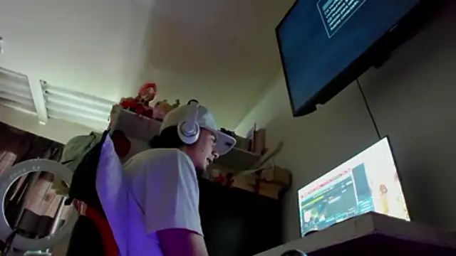 JamesDeker online show from 01/11/26, 04:01