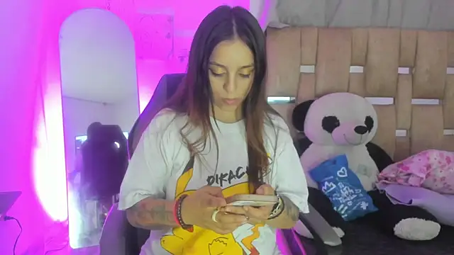 JulianaCarter online show from 10/04/25, 07:34