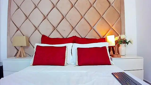 AngelinaDuvall online show from 02/09/26, 10:08