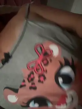 Snapshot of MaluLemos chatting on 09/29/25, 11:37 MaluLemos online show from 09/29/25, 11:37