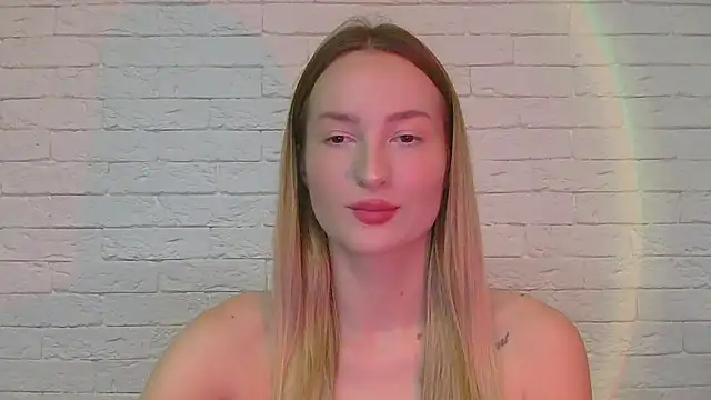 Snapshot of Alice_Sweet_01 chatting on 12/02/25, 02:34 Alice Sweet 01 online show from 12/02/25, 02:34