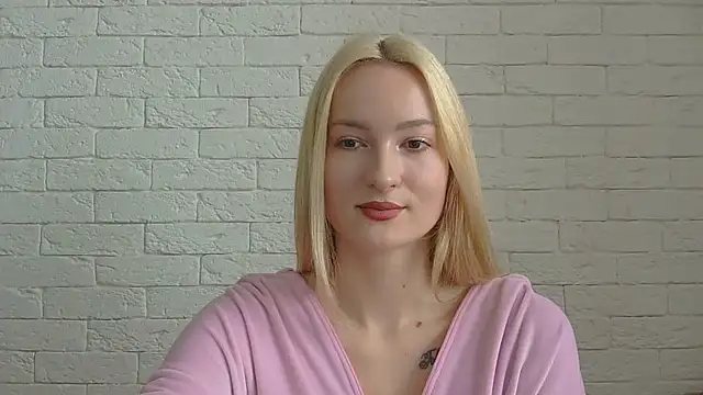 Snapshot of Alice_Sweet_01 chatting on 01/09/26, 12:19 Alice Sweet 01 online show from 01/09/26, 12:19