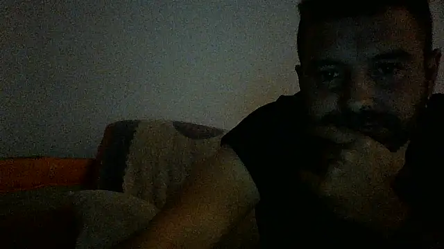Snapshot of Feistysausage chatting on 11/04/25, 12:10 Feistysausage online show from 11/04/25, 12:10