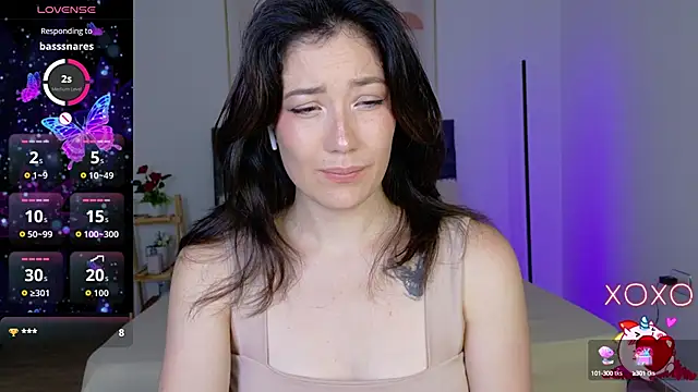 Eliih 01 online show from 10/02/25, 02:51