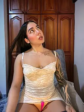 KaditaNavarro online show from 06/02/26, 11:07