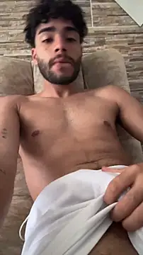 RaphaelDufort online show from 12/21/25, 06:37