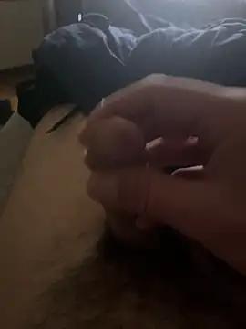 Snapshot of gb7572 chatting on 11/23/25, 03:45 gb7572 online show from 11/23/25, 03:45