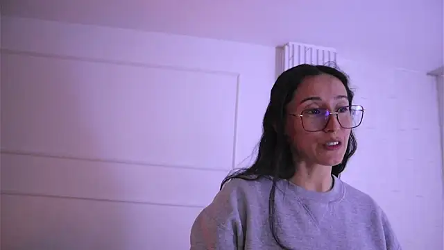 Ginevra esposito online show from 02/10/26, 12:59