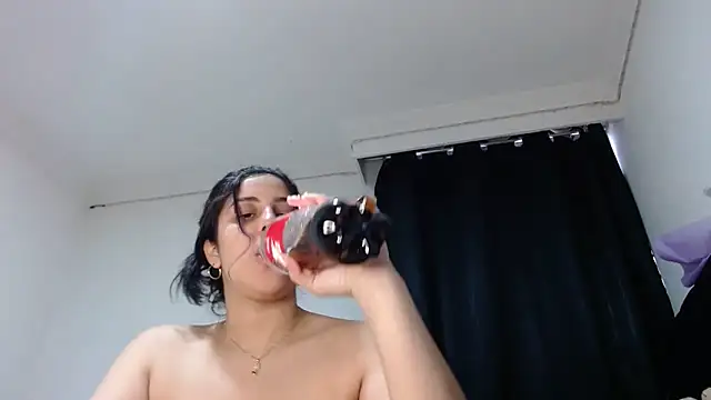 Electraweb 09 online show from 10/19/25, 10:21