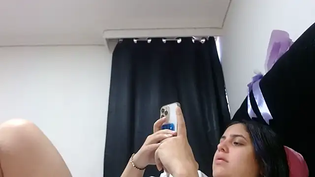 Electraweb 09 online show from 11/07/25, 12:16