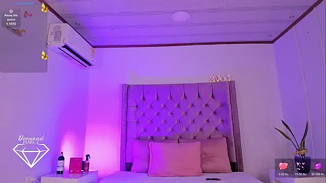 Diamond Piarce online show from 09/28/25, 03:45