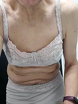 Emily de Carla online show from 02/16/26, 07:37