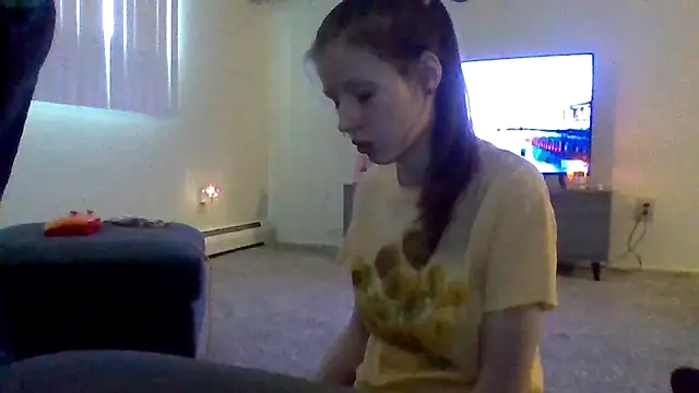 Snapshot of sarah2007 chatting on 05/10/26, 08:58 sarah2007 online show from 05/10/26, 08:58