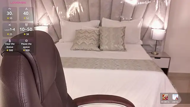 Viictoria jones online show from 04/10/26, 12:05